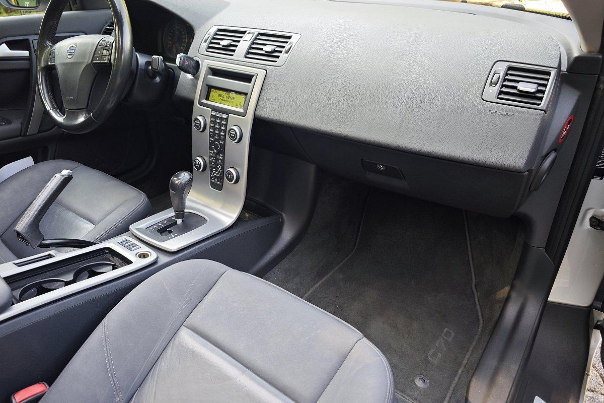 VOLVO C70 2.0 D Momentum