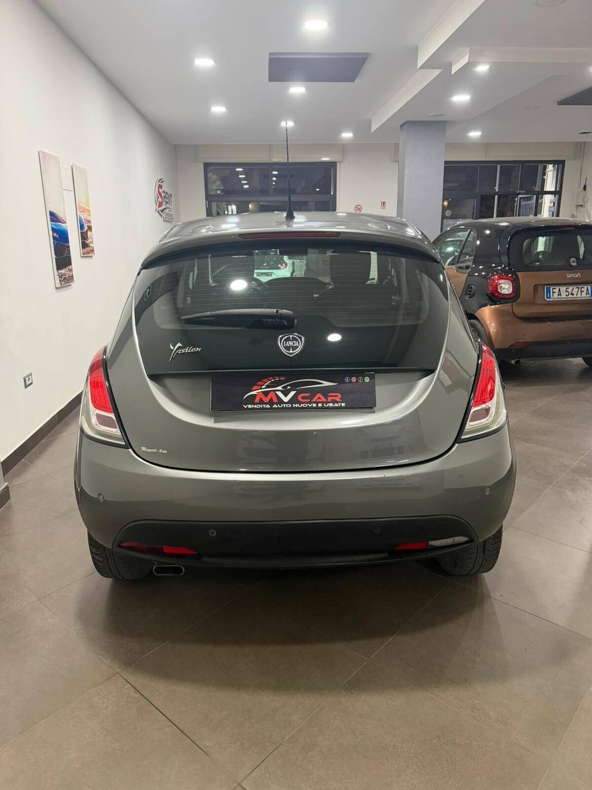 Lancia Ypsilon 1.2 69 CV 5 porte Gold