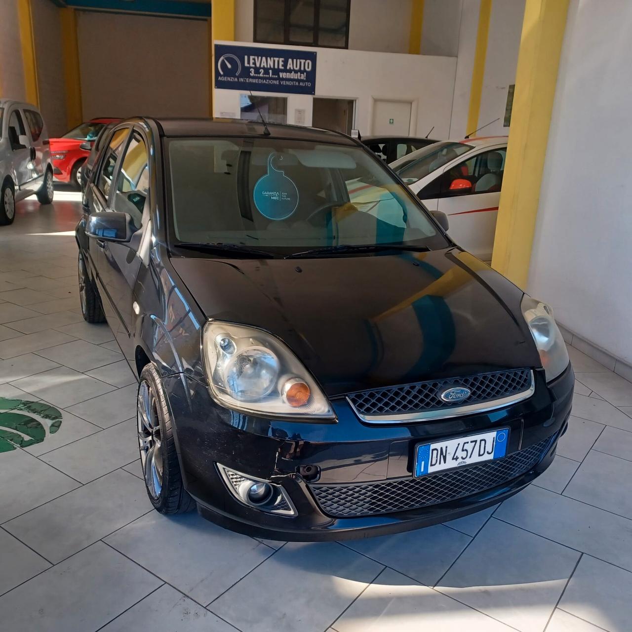 138488 KM NEOPATENATI FIESTA 1.4 TDI OTTIME CONDIZIONI
