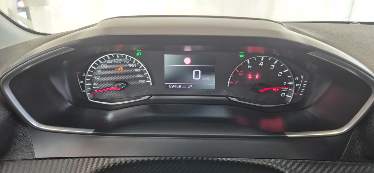 PEUGEOT 208 1.5HDI 101CV ADATTA PER NEOP. 2022