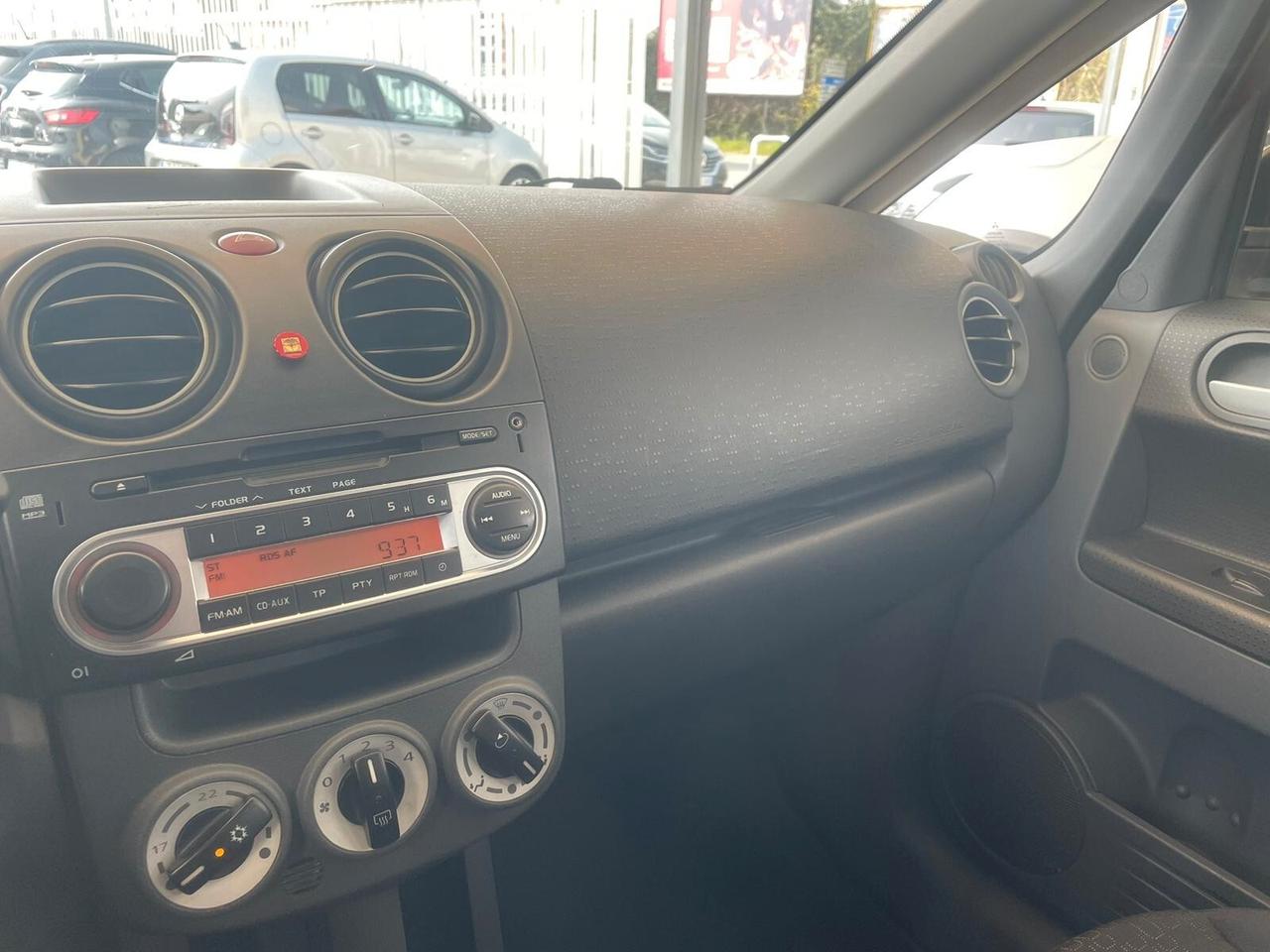 Mitsubishi Colt 1.1 12V 5p.GPL Special Action Model