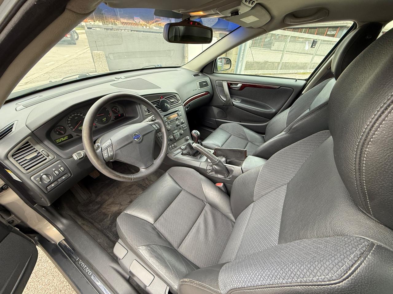 Volvo S60 2.4 D5 20V cat Optima GANCIO TRAINO