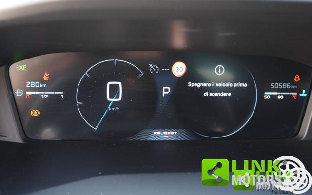 PEUGEOT 2008 1.5 HDI ALLURE EAT8