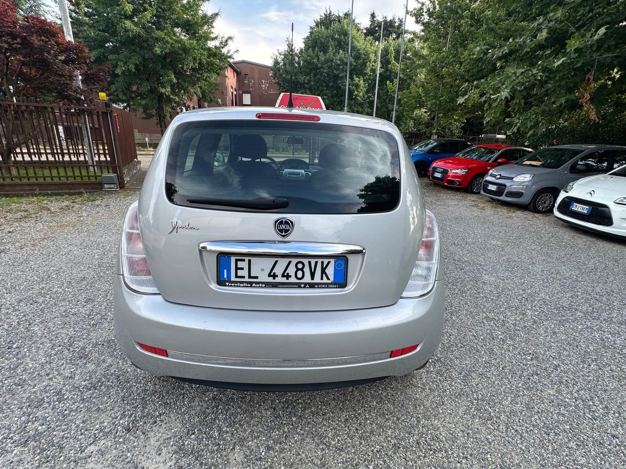 Lancia Ypsilon 1.2 69 CV Unyca