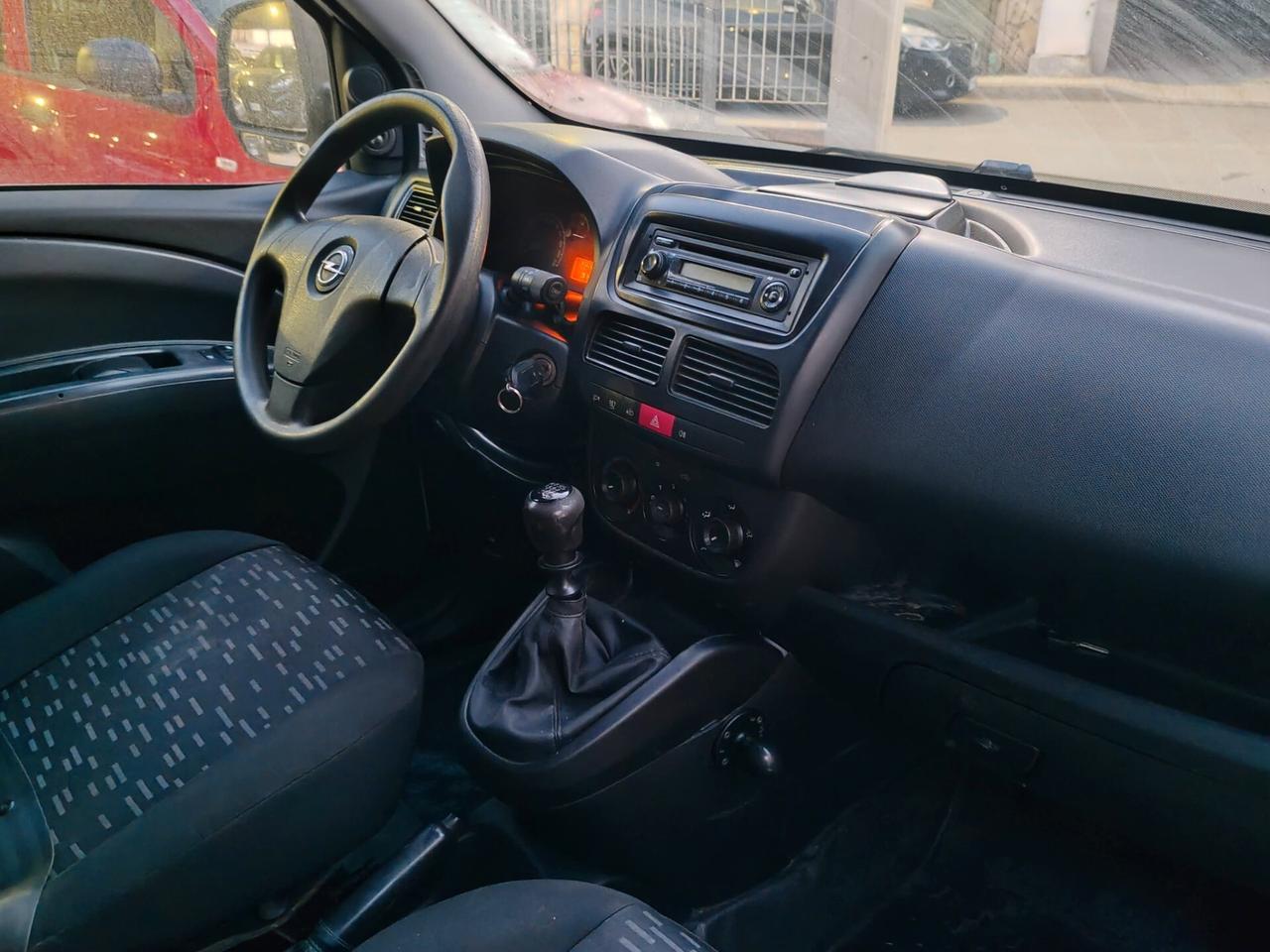 Opel COMBO 1.6 MJT 105 CV