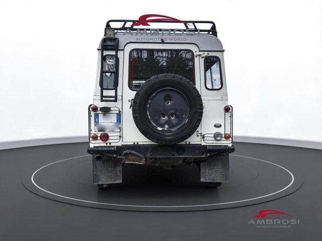 LAND ROVER Defender 110 2.5 Td5 cat Station Wagon SE - AUTOCARRO N1
