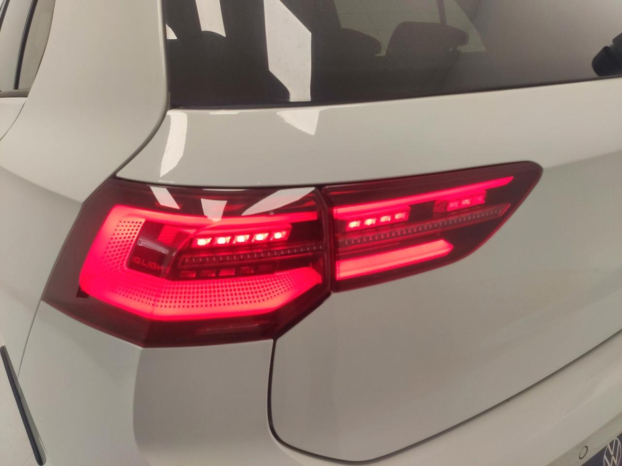 Volkswagen Golf GTI 2.0 TSI DSG