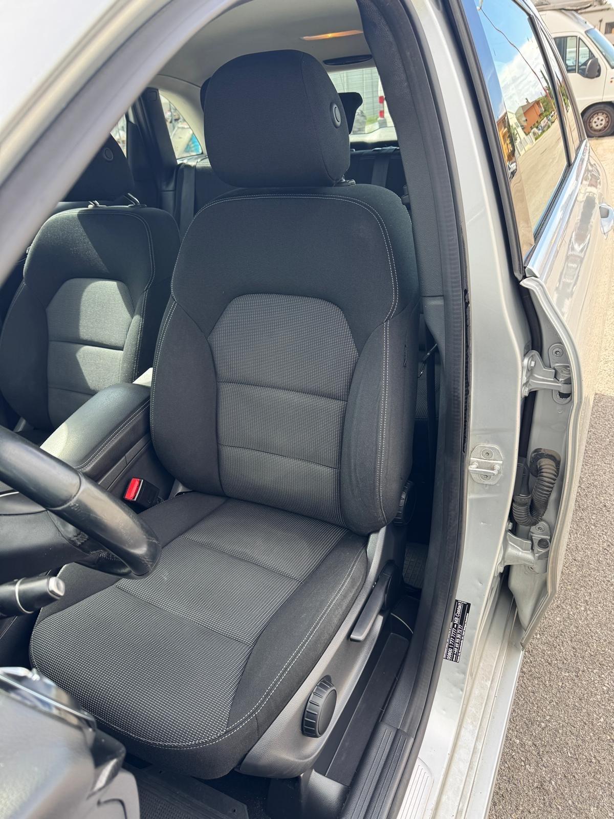 Mercedes-benz B 180 d Premium