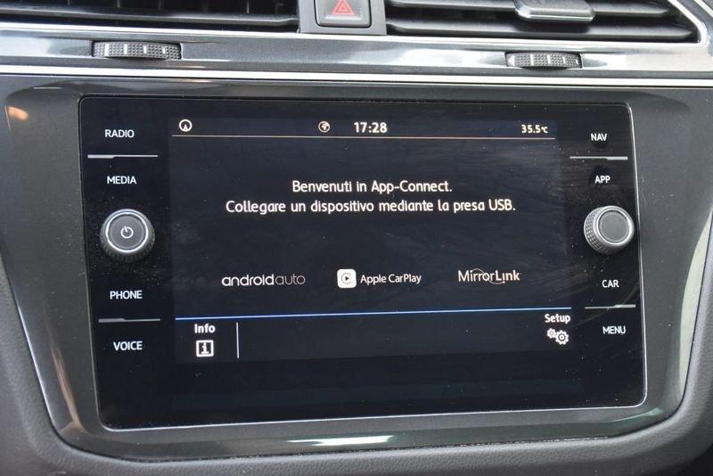 Volkswagen Tiguan 2.0 TDI SCR DSG Business BMT *NAVIGATORE*