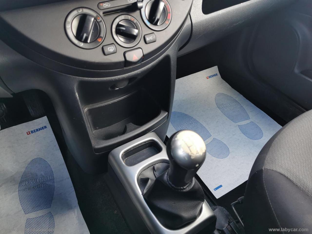 NISSAN Note 1.4 Silver Edition