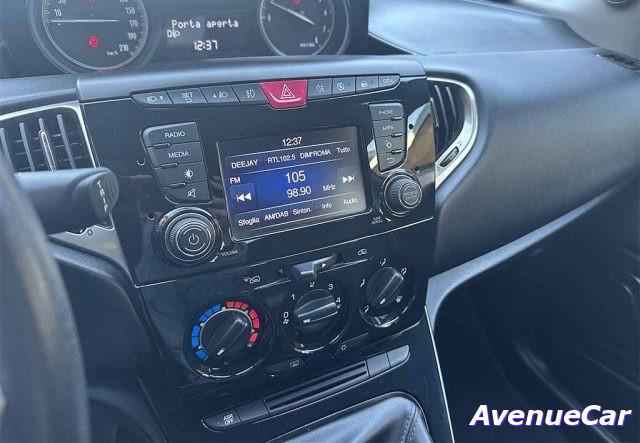 LANCIA Ypsilon 1.0 firefly hybrid Gold ADATTA A NEOPATENTATI