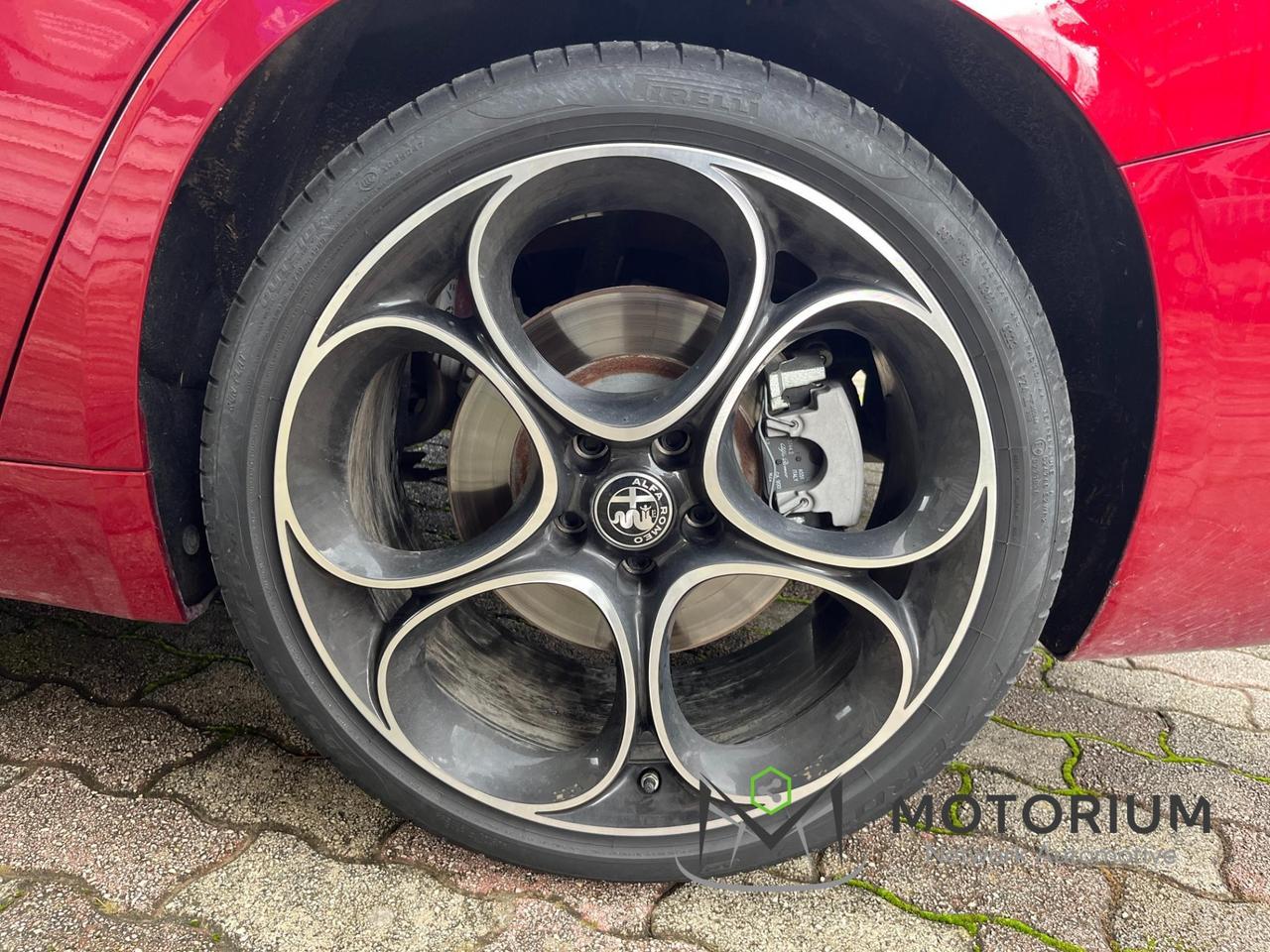 Alfa Romeo Giulia 2.2 Turbodiesel 210 CV AT8 AWD Q4 Veloce