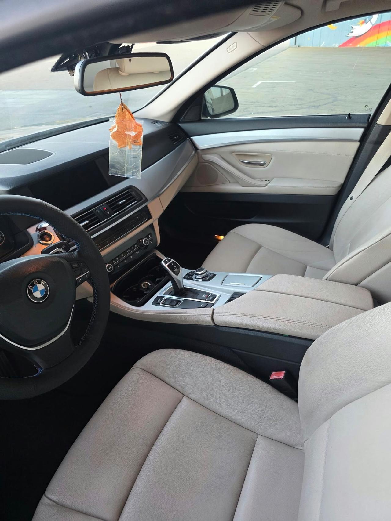 BMW 520d Pack M5