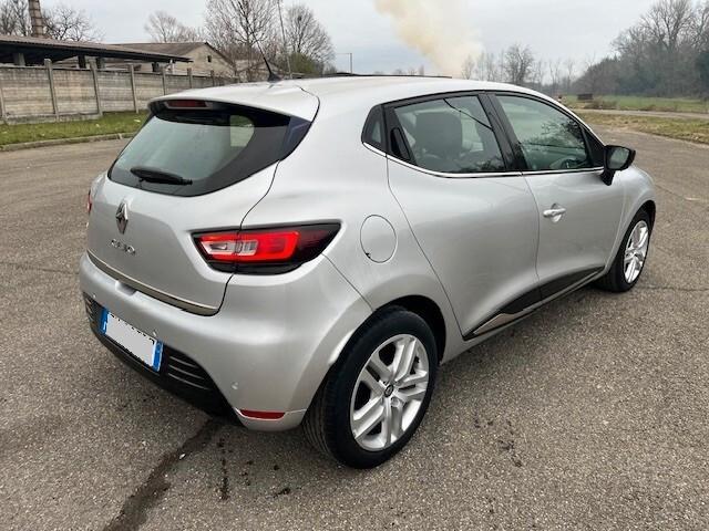 Renault Clio TCe 12V 90 CV GPL 5 porte Moschino Intens