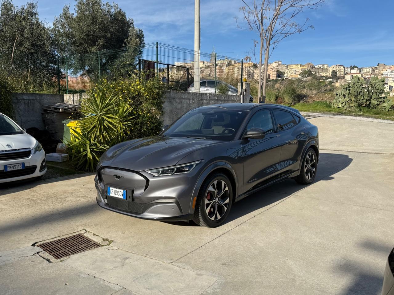 Ford Mustang Mach-E AWD Extended Range First Edition 351 CV