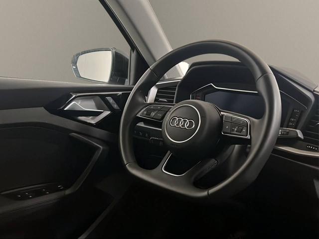 AUDI A1 SPB 30 TFSI Identity Black