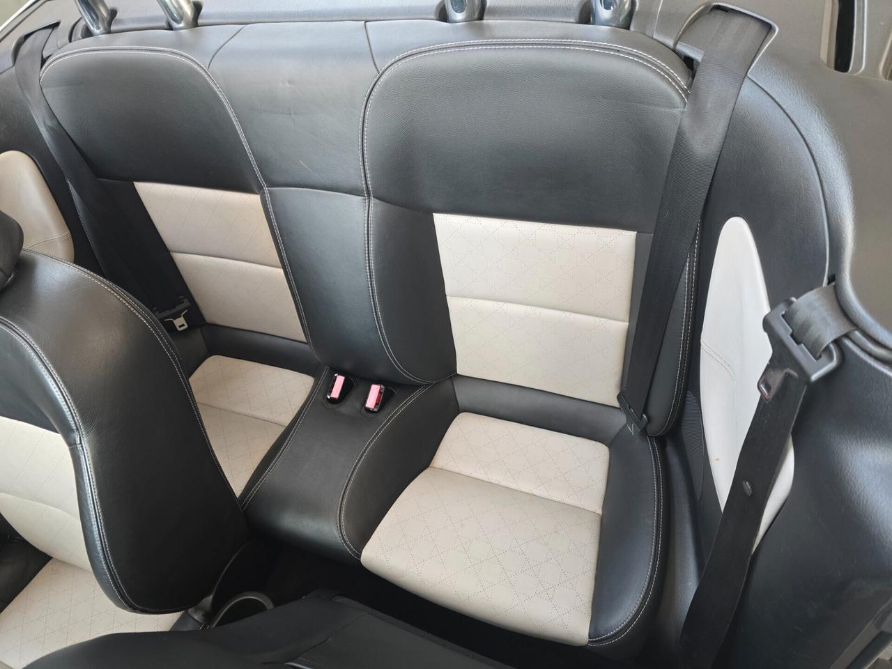 Peugeot 207 1.6 THP 150CV CC Roland Garros