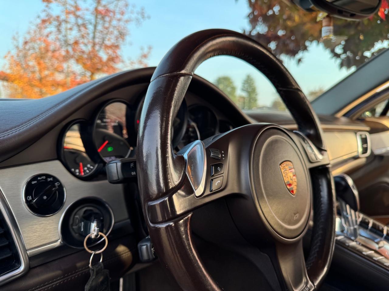 Porsche Panamera 3.0 Diesel PLATINUM EDITION