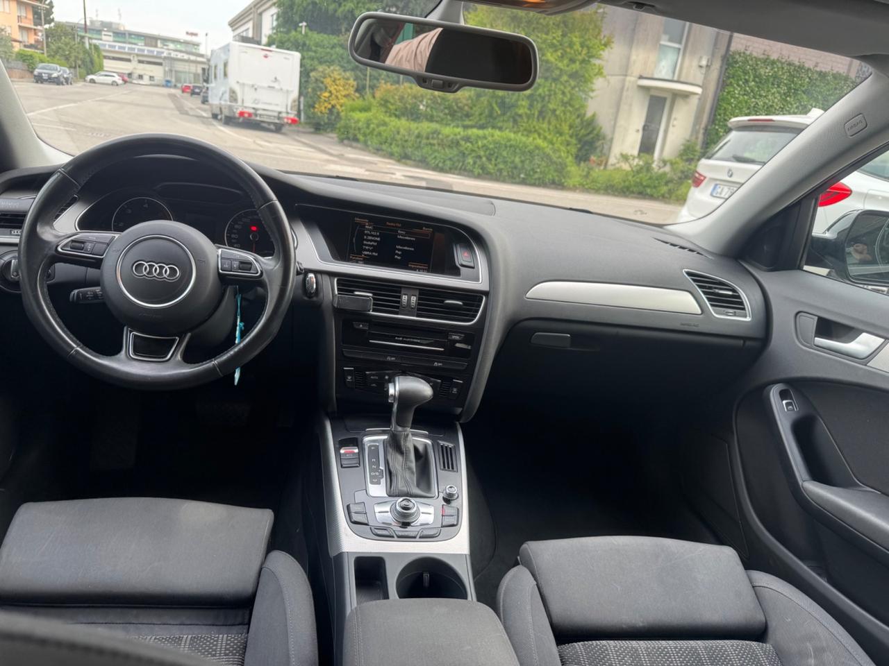 Audi A4 2.0 TDI 150 CV quattro Advanced