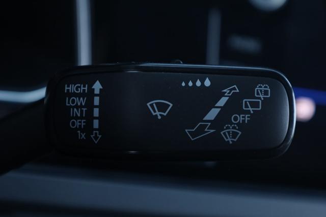 VOLKSWAGEN Taigo 1.0 TSI R-Line