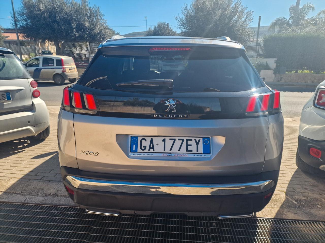 Peugeot 3008 BlueHDi 130 S&S EAT8 Allure