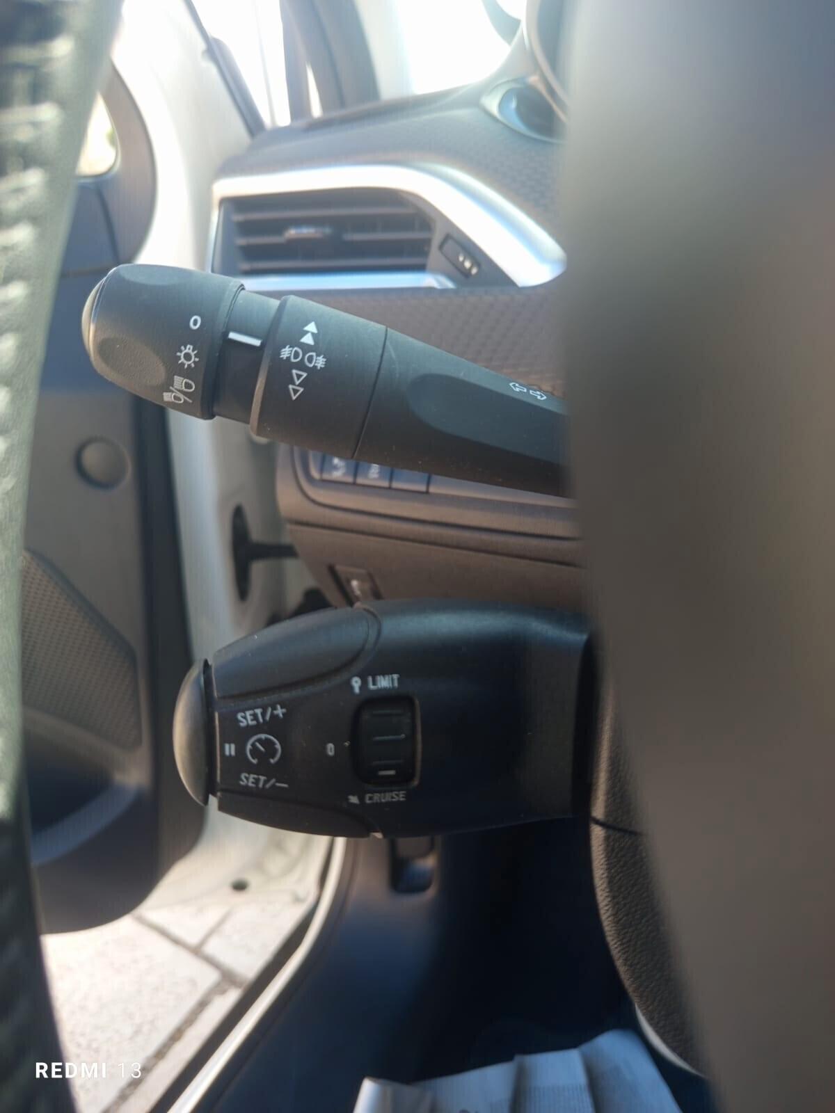 Peugeot 2008 BlueHDi 100 Active