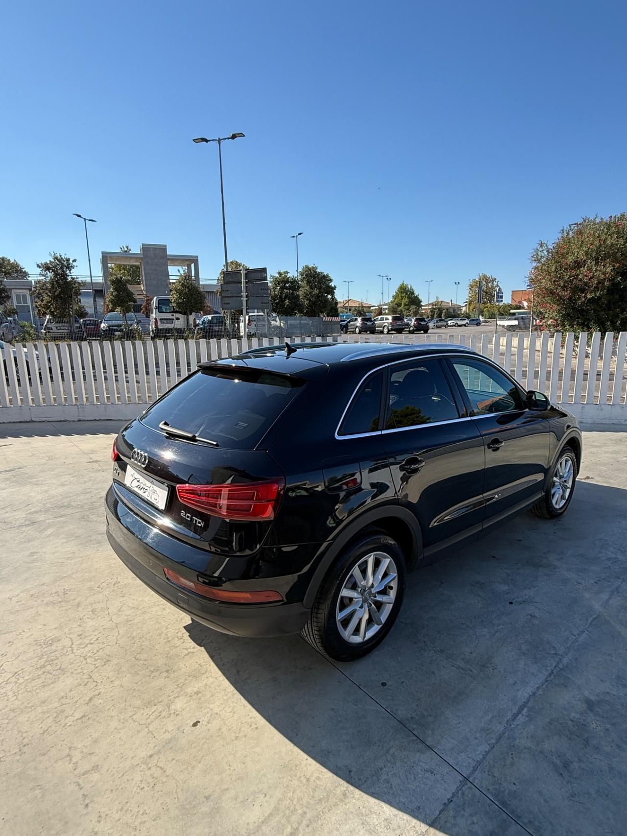Audi Q3 2.0 TDI 120 CV Sport