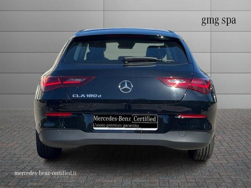 Mercedes-Benz CLA Shooting Brake 180 d Advanced auto