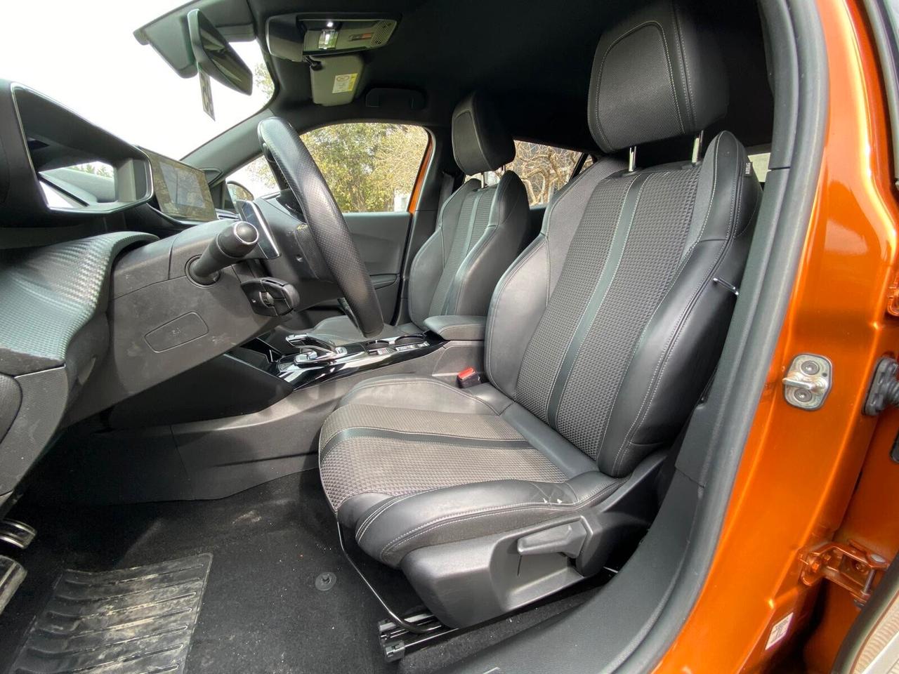 Peugeot 2008 BlueHDi 130 S&S EAT8 GT Line