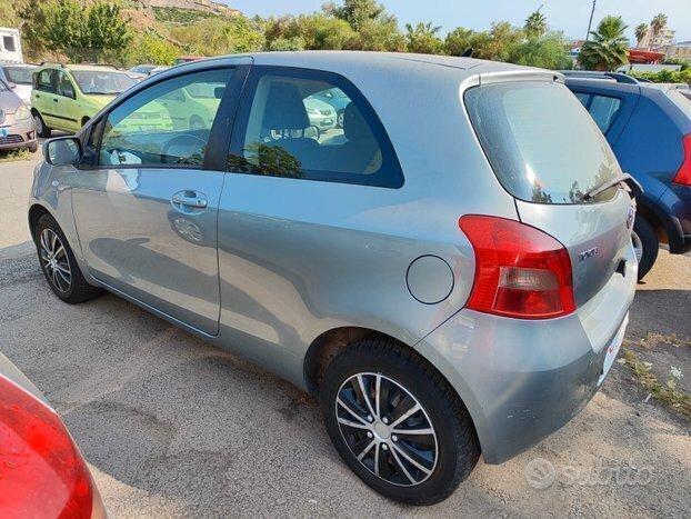 Toyota Yaris TOYOTA YARIS