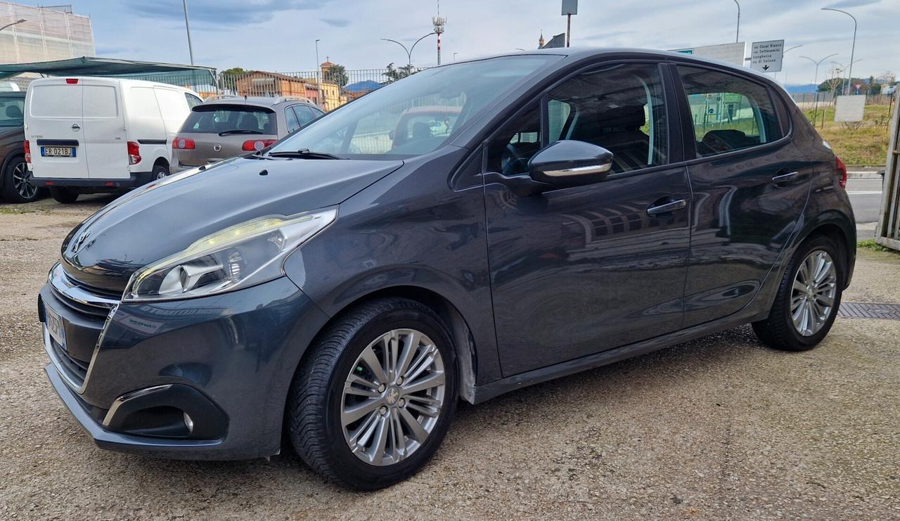 Peugeot 208 82CV 5 porte Access NEOPATENTATI