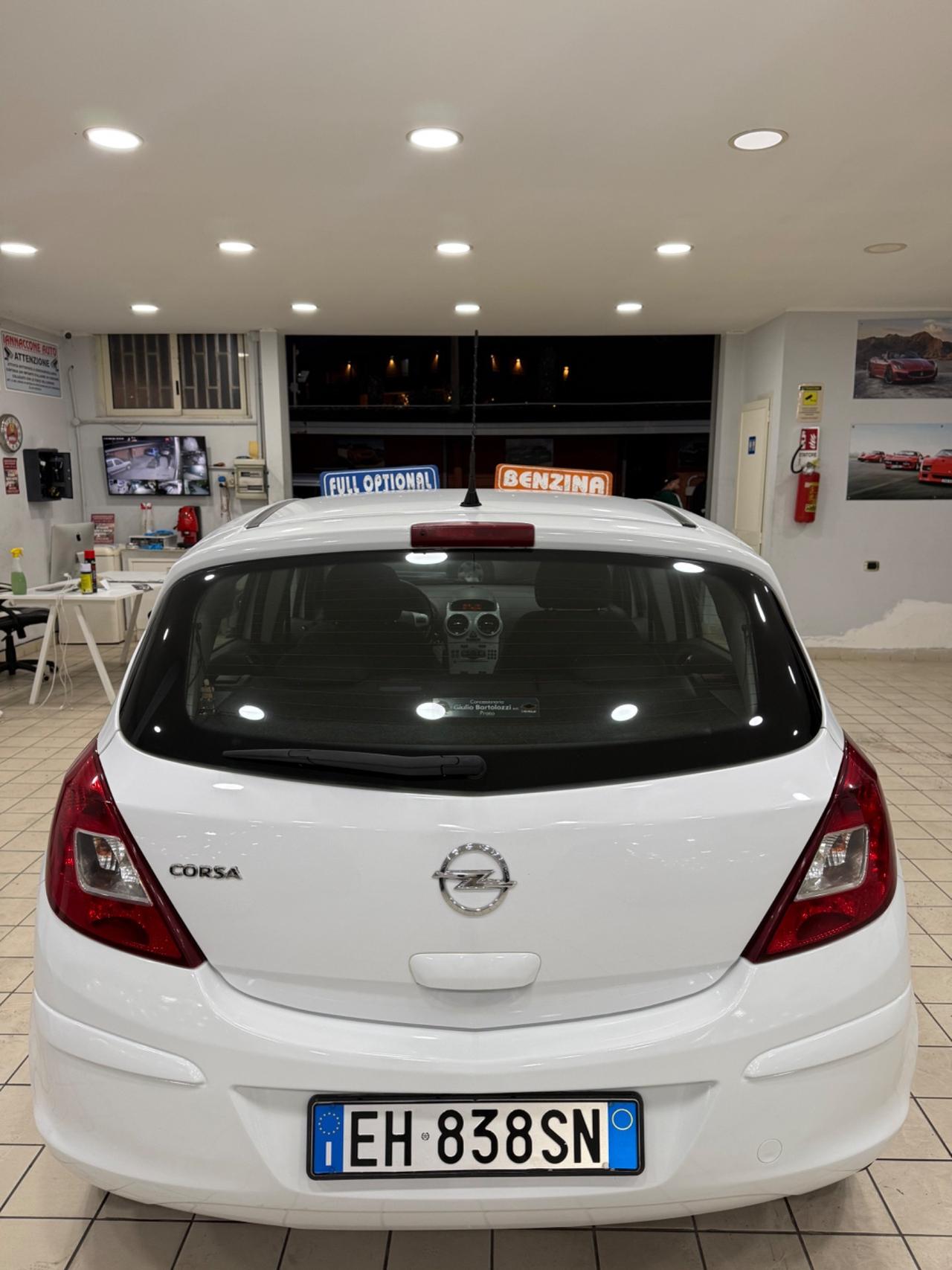 Opel Corsa 1.2 cosmo restyling nuova