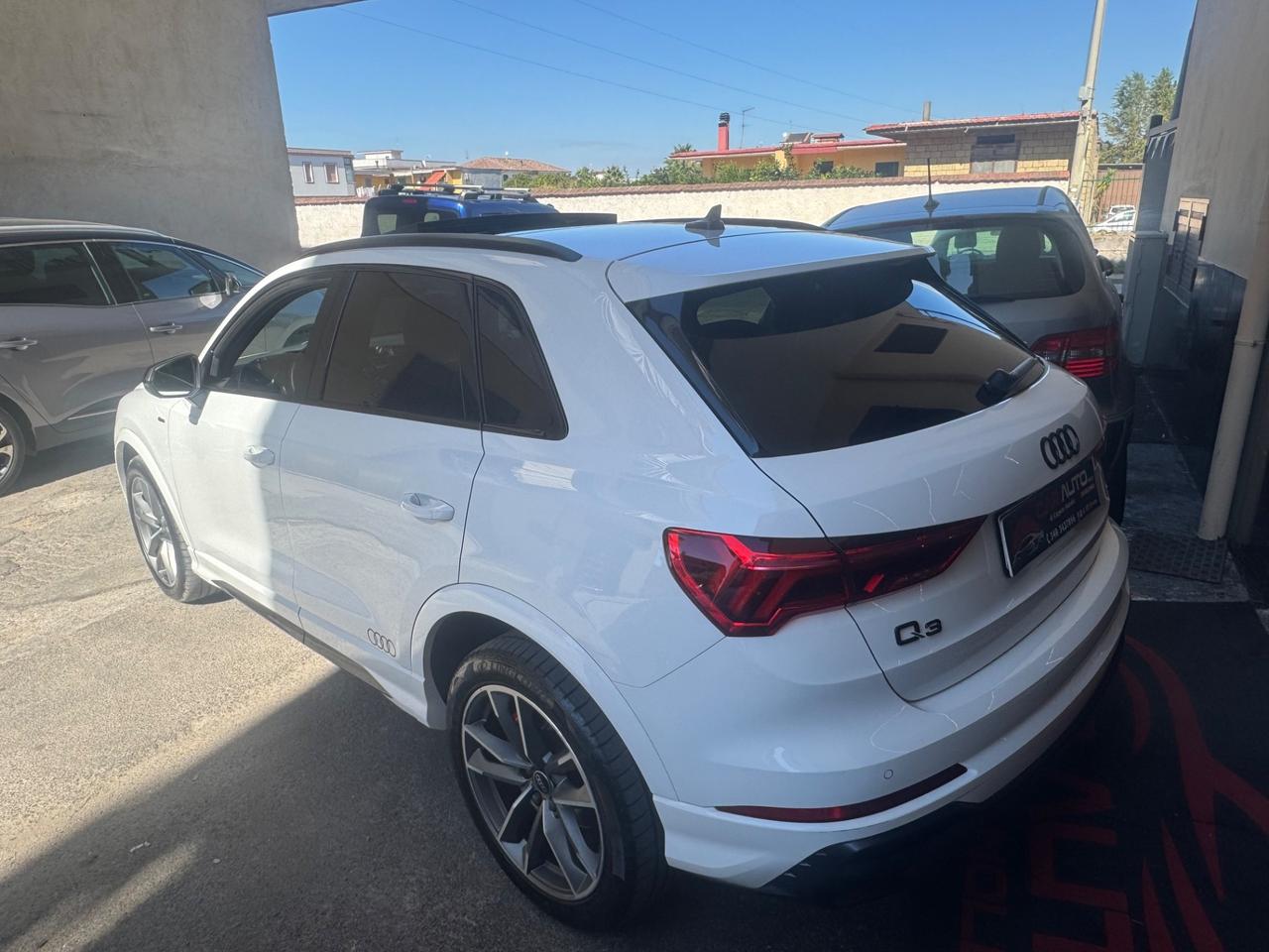 Audi Q3 35 TDI S tronic line edition tetto apribile