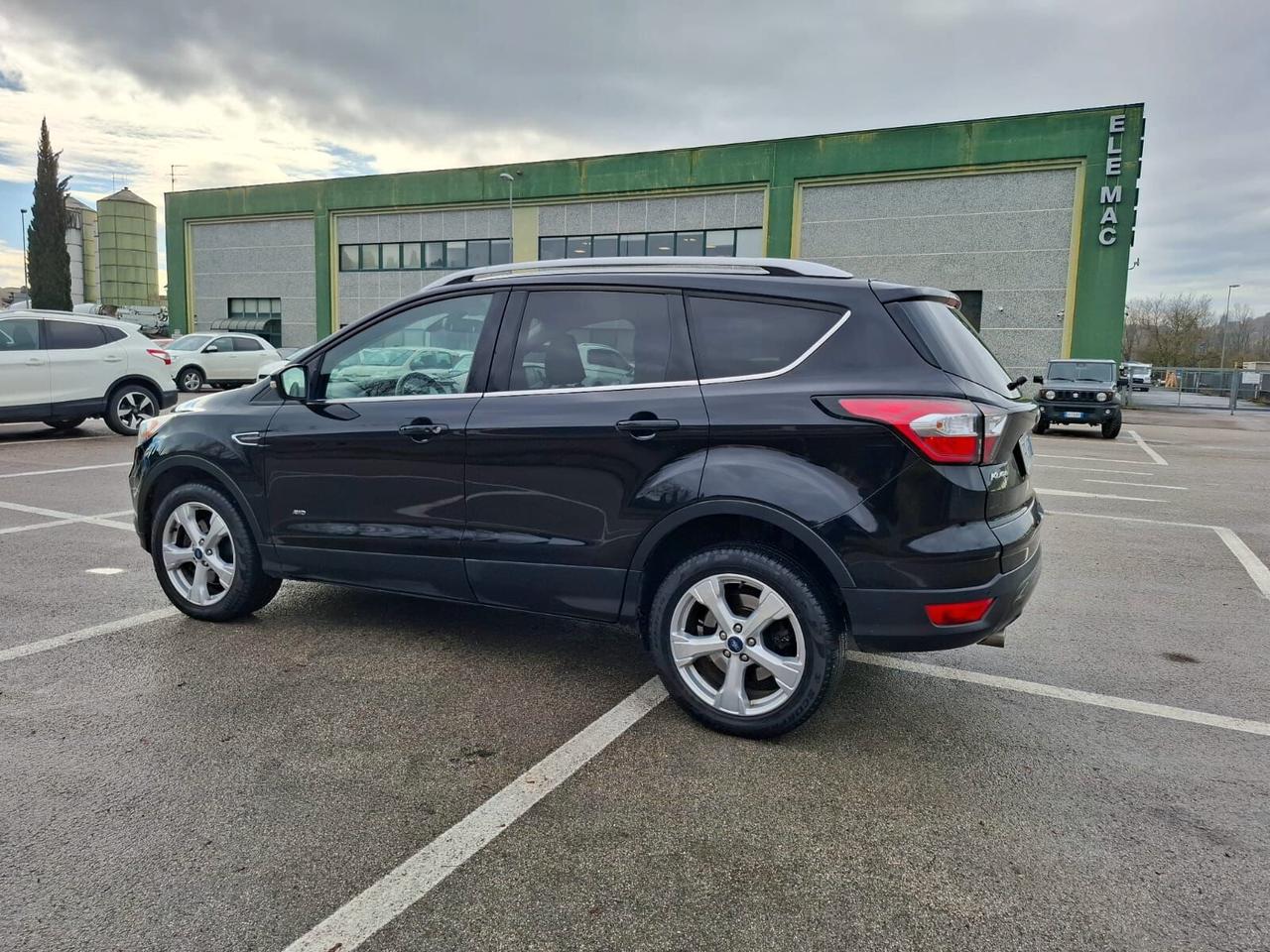 Ford Kuga 2.0 TDCI 150 CV S&S 4WD Powershift Titanium