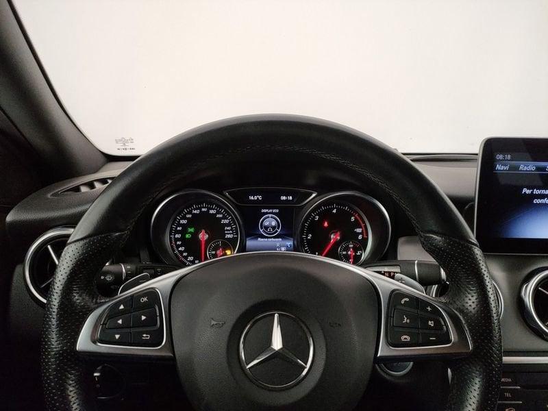 Mercedes-Benz GLA 220 Premium 4matic auto
