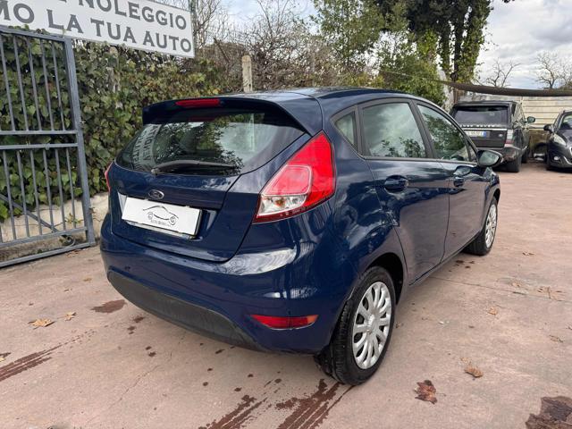 FORD Fiesta 1.0 80CV 5 porte Black & White Edition