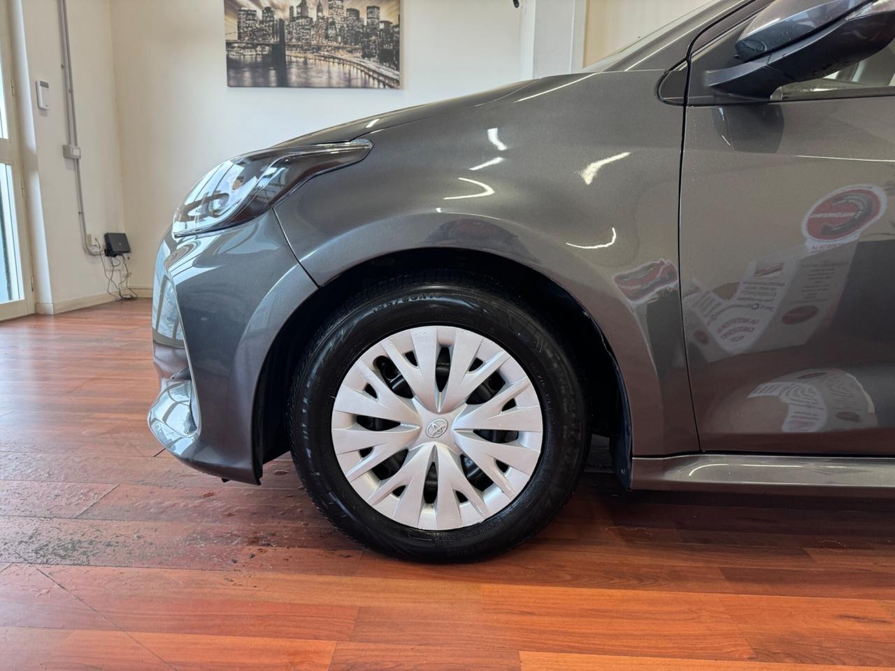 TOYOTA YARIS 1.5 HYBRID ACTIVE - MY21