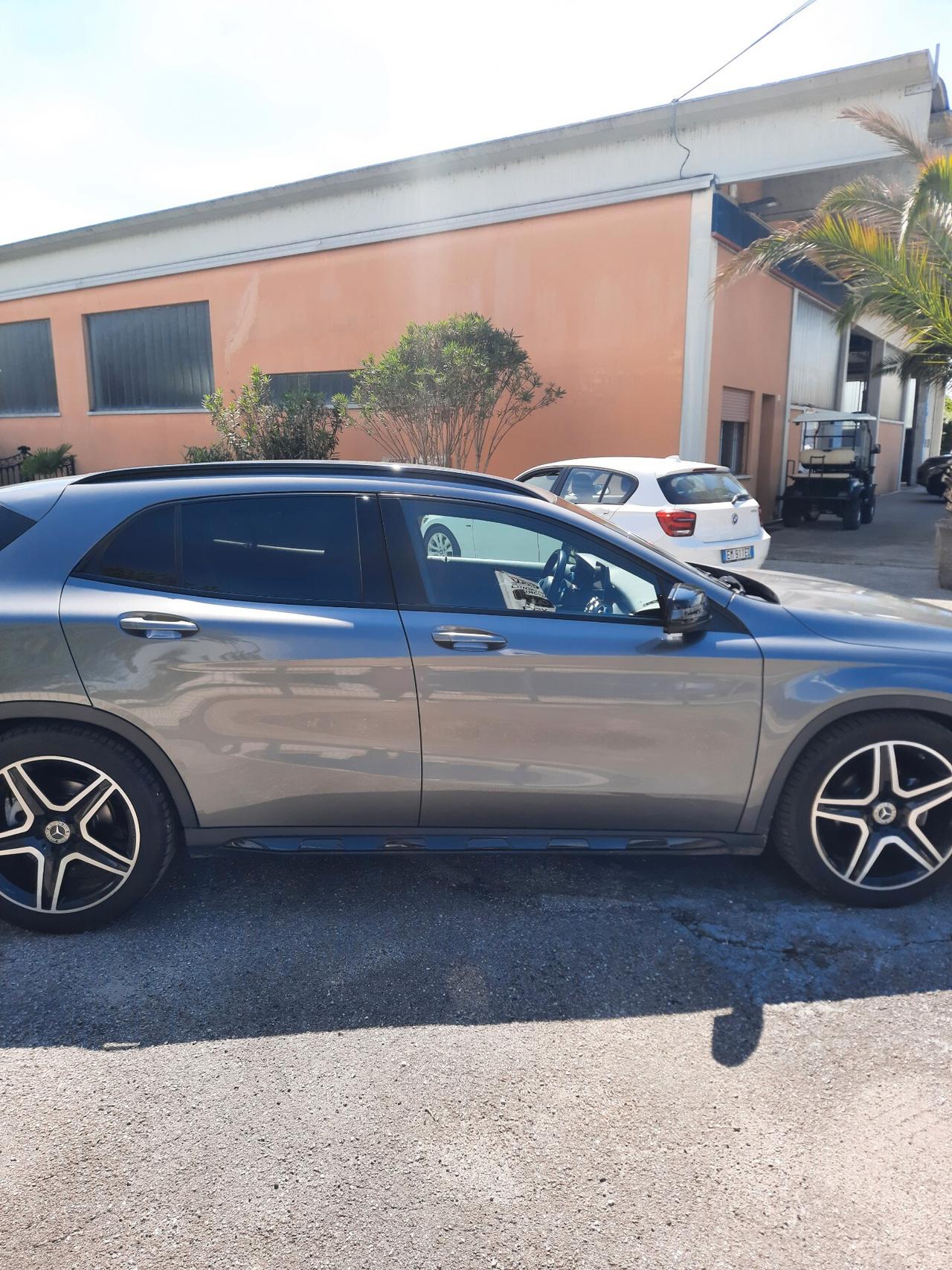 Mercedes-benz GLA 200 allestimento AMG