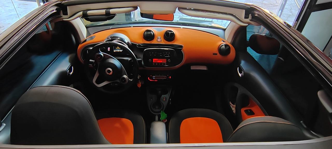 Smart ForTwo 70 1.0 CABRIO OK X NEOPATENTATO