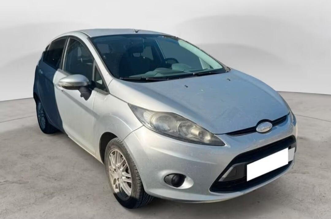Ford Fiesta 1.2 82 CV 5 porte Titanium