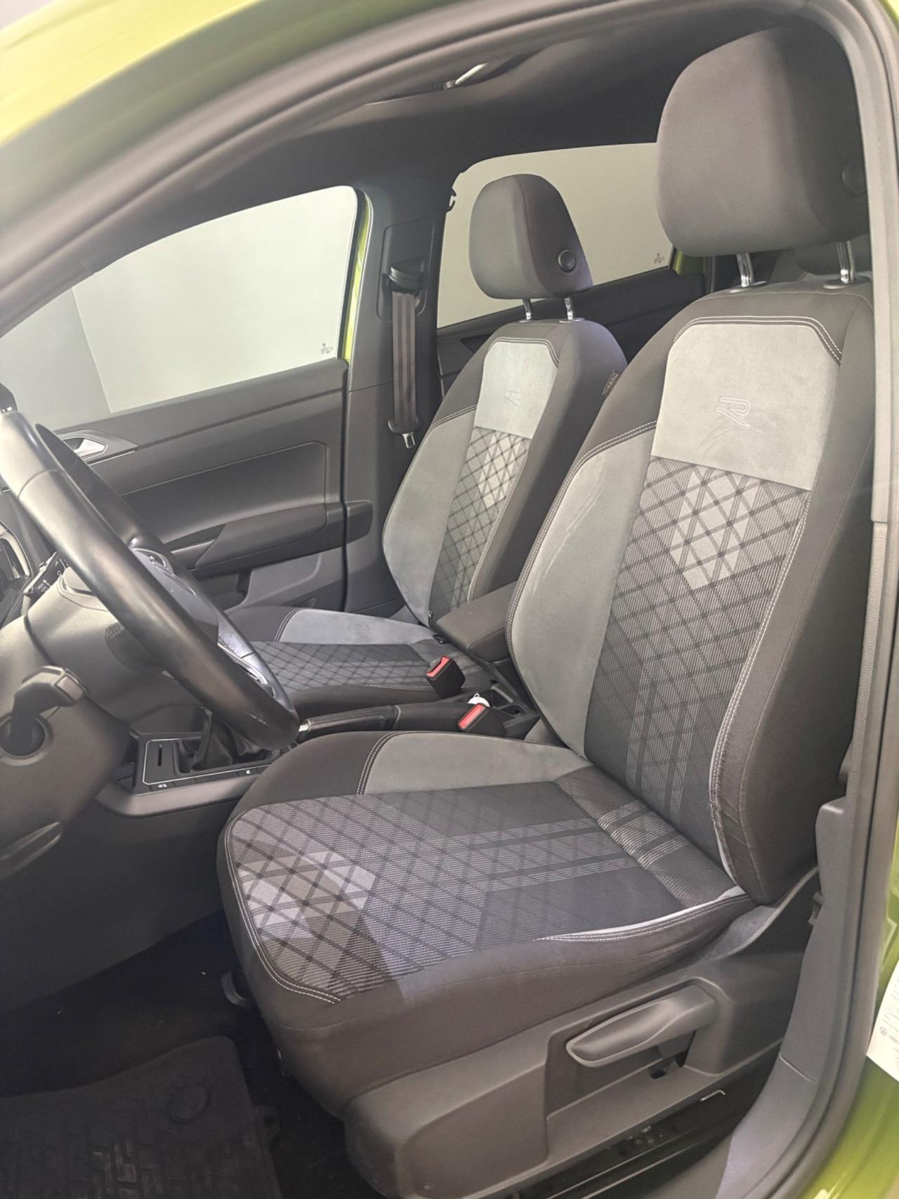 Volkswagen Taigo 1.0 TSI 110 CV R-Line