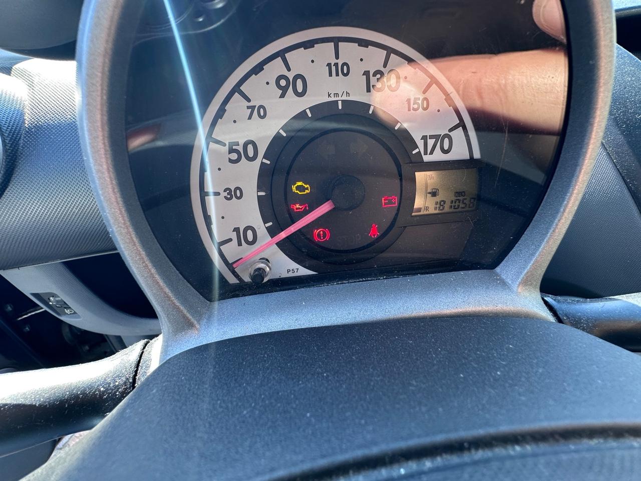 Peugeot 107 1.0 68CV 3p. Plaisir