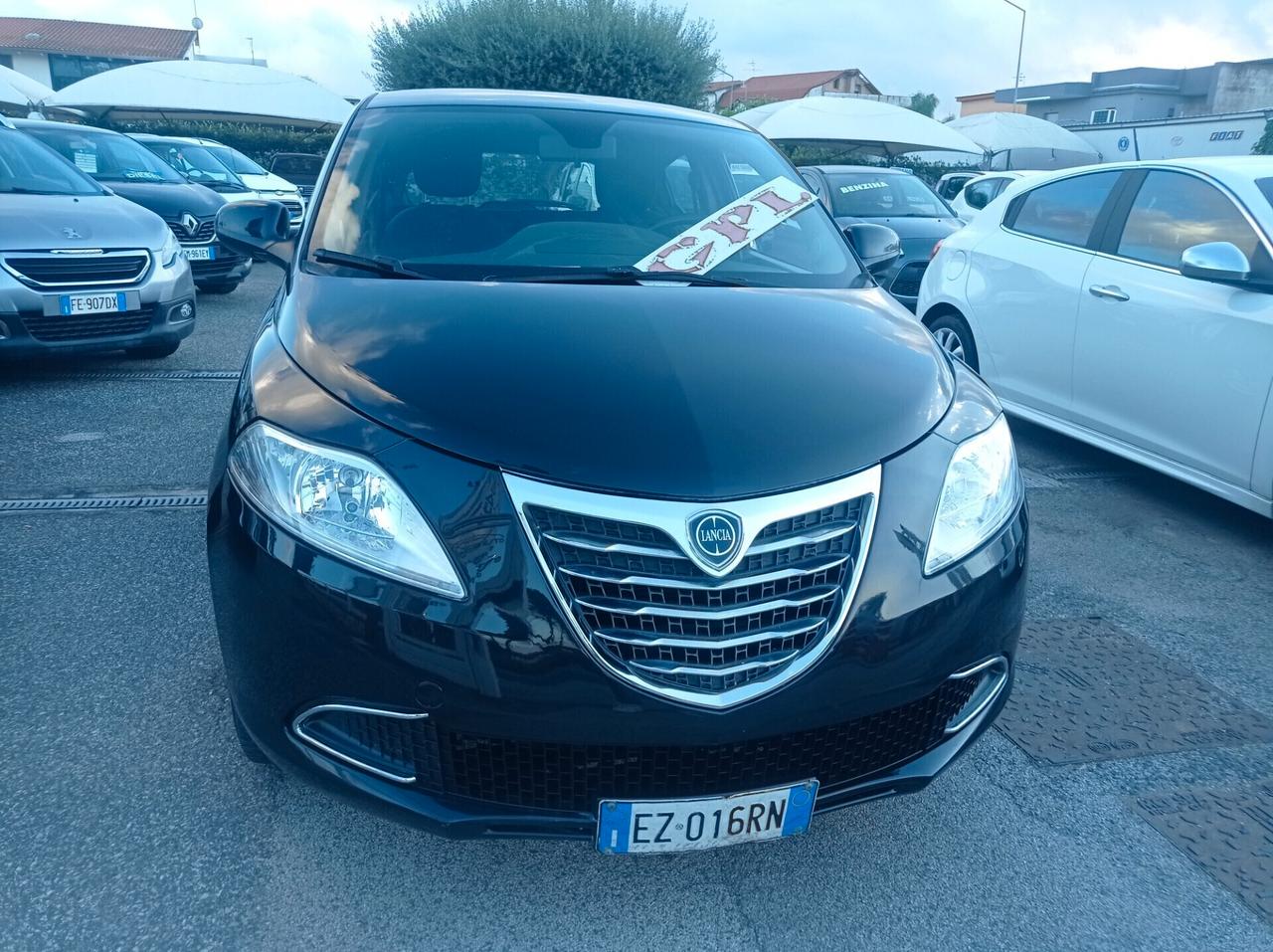 Lancia Ypsilon 1.2 69 CV 5 porte GPL Ecochic Platinum