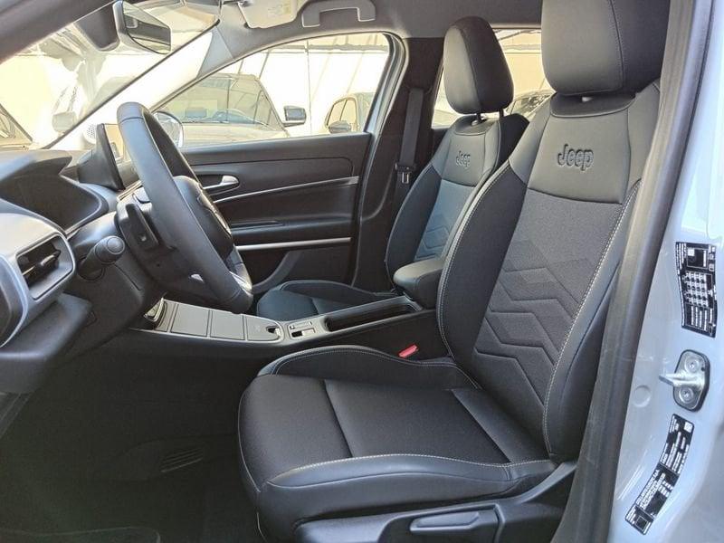 Jeep Avenger e-Hybrid 1.2 MHEV e-Hybrid Turbo Summit