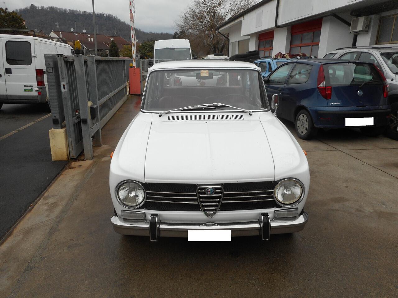 Alfa Romeo Giulia 1300 Ti
