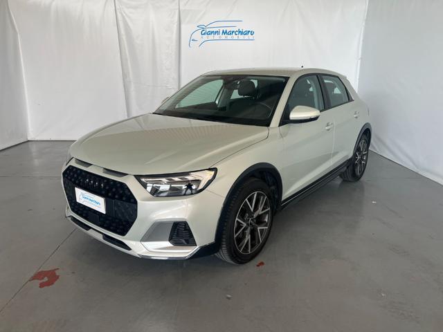 AUDI A1 allstreet citycarver 35 TFSI S tronic ADMIRED