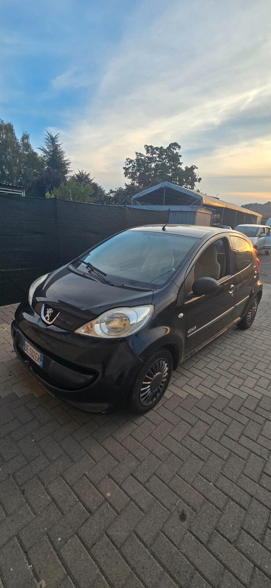 Peugeot 107 1.0 68CV 5p. Sweet Years
