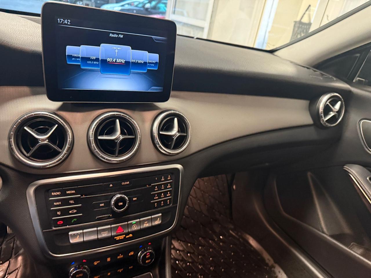 Mercedes-benz CLA 200 d S.W. Automatic Premium