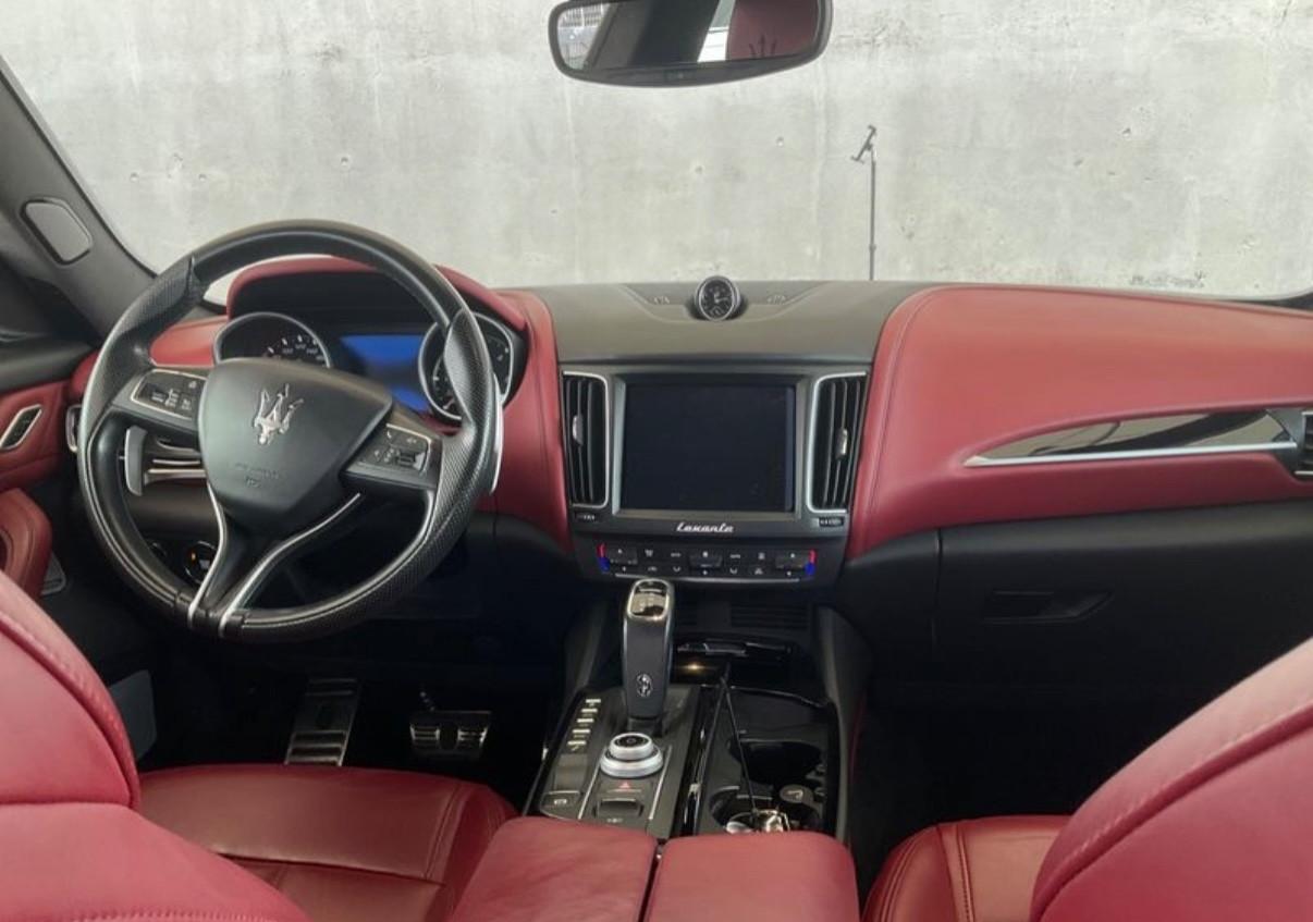 Maserati Levante V6 Diesel 275 CV AWD Gransport