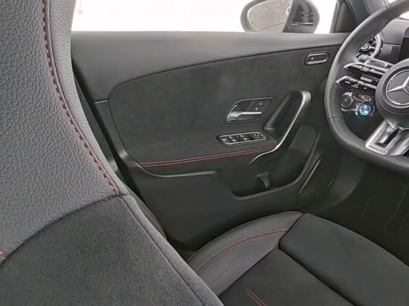 MERCEDES Classe A (W177) A 35 AMG 4Matic Ad...